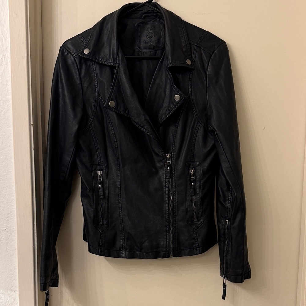 Max Studio Women's Black Faux Leather Jacket - small